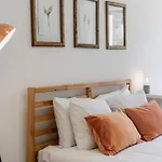 1br Retreat In Prime Location By Lovelystay *