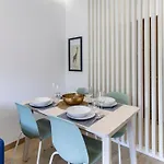 1br Retreat In Prime Location By Lovelystay Apartamento Oporto