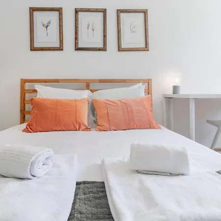 Appartement 1br Retreat In Prime Location By Lovelystay