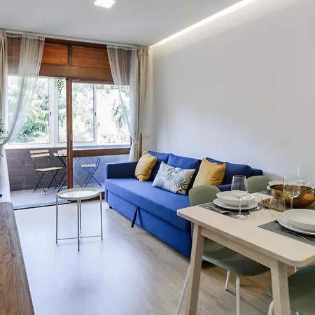 1br Retreat In Prime Location By Lovelystay Appartamento Oporto
