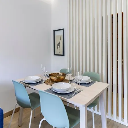 1br Retreat In Prime Location By Lovelystay Appartamento Oporto