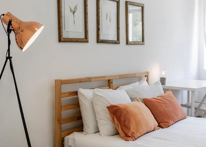 1br Retreat In Prime Location By Lovelystay *